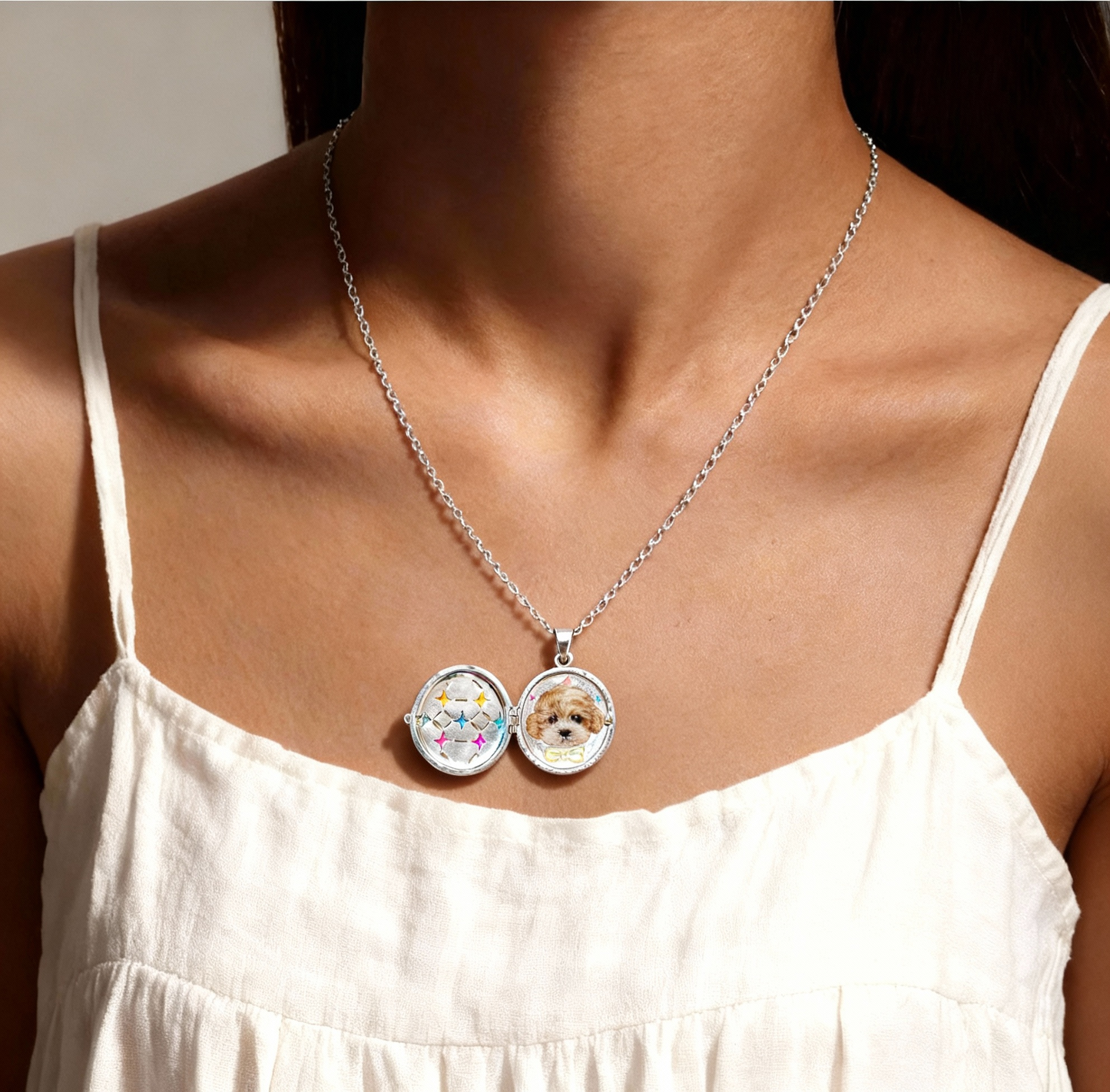 (Sterling Silver) The Silvery Orb Locket